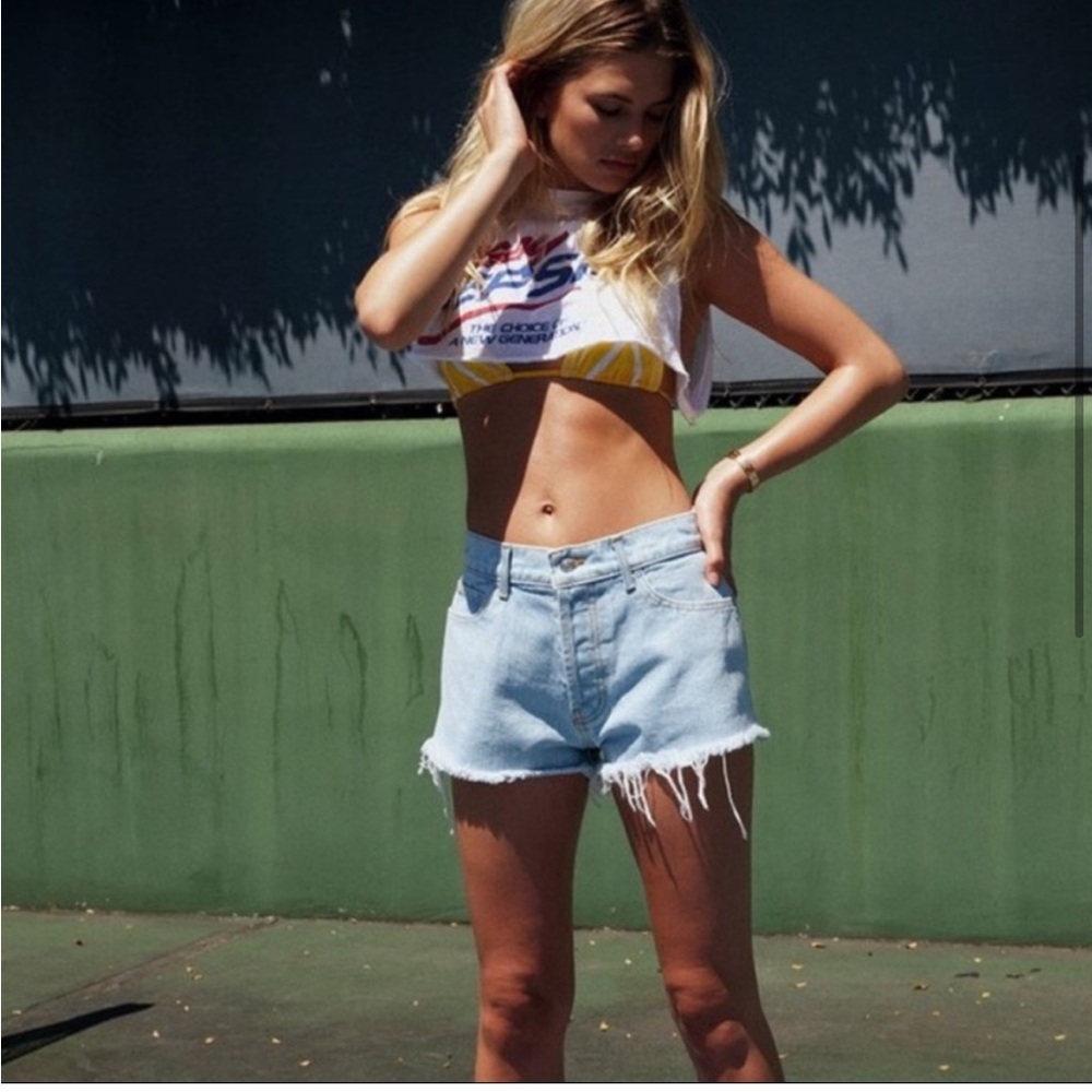 REVICE Denim Shorts | REVICE Denim Hollywood Shorts in World Premiere | Size: 25